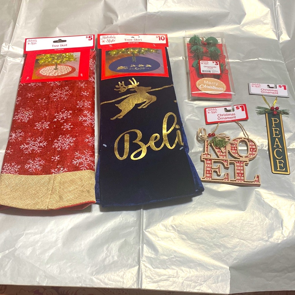 Holiday Style Christmas Tree Skirts with ornaments